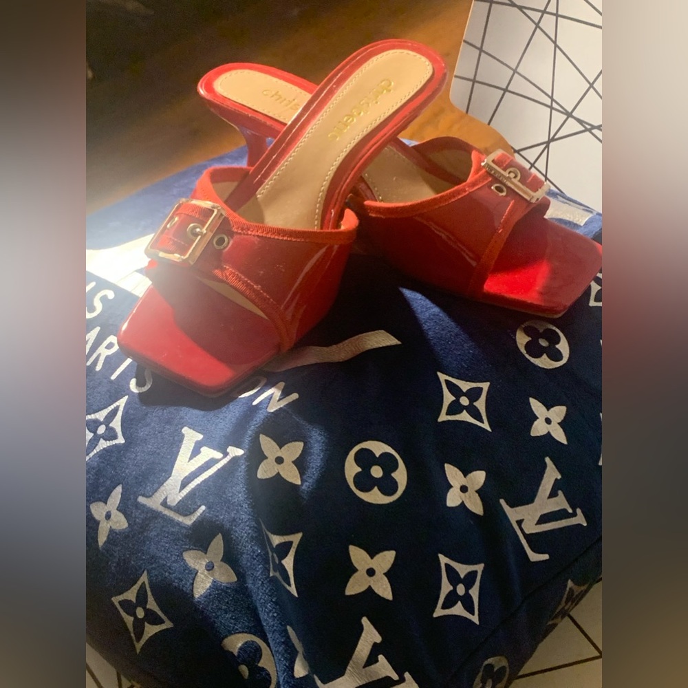 Chrisbeno Red Patent Leather Buckle Front Backless Slide .